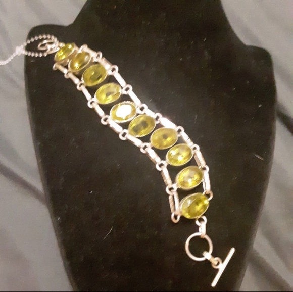 Genuine Peridot Gemstone Vintage Sterling Silver Toggle Bracelet - Picture 1 of 3